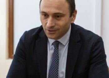 Արթուր Մինասյանն իր դիմումի համաձայն ազատվել է ԿԳՄՍՆ բարձրագույն կրթության, գիտության կոմիտեի նախագահի տեղակալի պաշտոնից