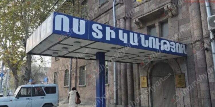 11-ամյա աշակերտը ցուցափայտով հարվածել է դասընկերոջ ձեռքին, ուսերին և մեջքին․ տղան տեղափոխվել է ԲԿ