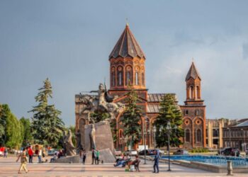Գյումրեցին չպետք է ստիպված լինի իր հացը վաստակել օտար ափերում. «Ուժեղ Հայաստան»