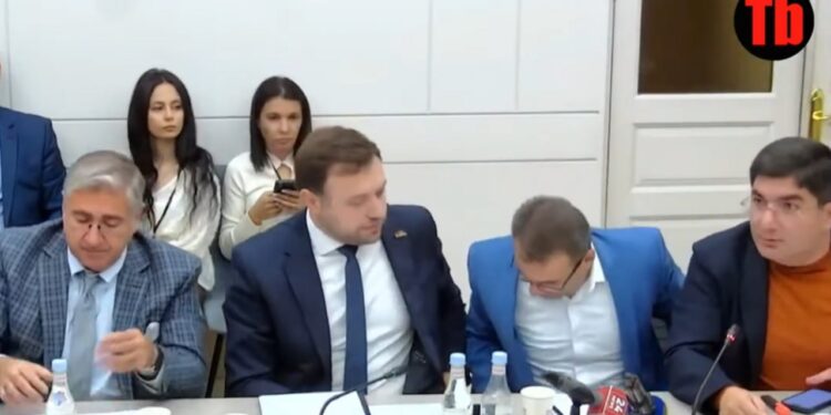 Ճի՞շտ հասկացա, որ մինչ այս պահը միասնական դուրսգրման կարգ չի եղել. Մանուկյան
