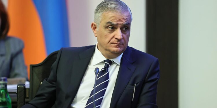 Անկլավ-էքսկլավների հարցով Ադրբեջանի հետ համաձայնություն չկա. Մհեր Գրիգորյան