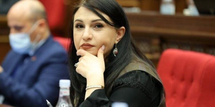 Լիլիթ Ստեփանյանը վայր կդնի ԱԺ պատգամավորի մանդատը