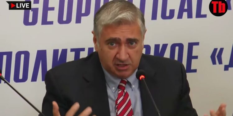 Իրենց շահերից է բխում Փաշինյանի նկրտումները սանձելը, նայեք Բերիային․ Արթուր Խաչատրյան