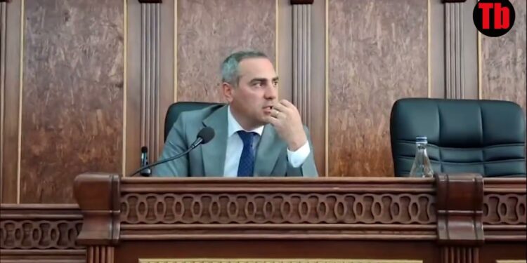 Ինձ Ռեմբոյի տեղ չեմ ուզում դնեմ, բայց մեզ չեն կարող թելադրել․ Գյումրիի փոխքաղաքապետ