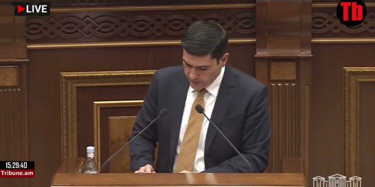 Ու՞ր է 100 մլն դոլարը հիմնադրամի. Էդգար Ղազարյանը նեղը գցեց ՔՊ-ի թեկնածուին