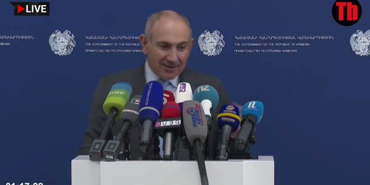 Ձեռքը կջարդենք, եթե մեկը մտածում ա, որ կարա ձեռք բարձրացնի պատգամավորի վրա. Փաշինյան