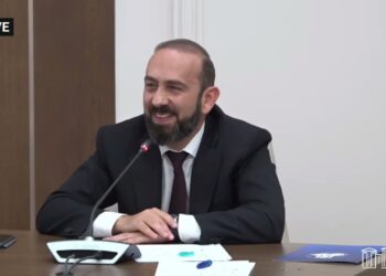 Միրզոյանը ջղայնացավ՝ այ մարդ, ո՞րն ա մեր զիջումը․ Աբրահամյանը թվարկեց