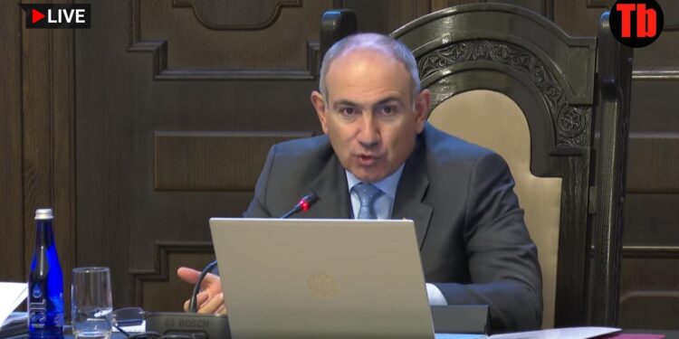 ՀԻՄԱ. Փաշինյանը վարում է կառավարության նիստը
