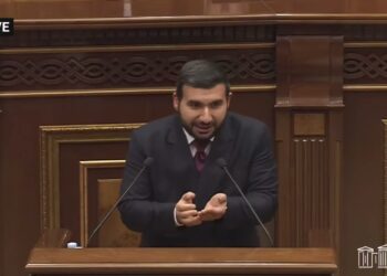 Спосибо многоуважаемый коллега. Ալեքսանյանը՝ Ուժեղ Հայաստանին
