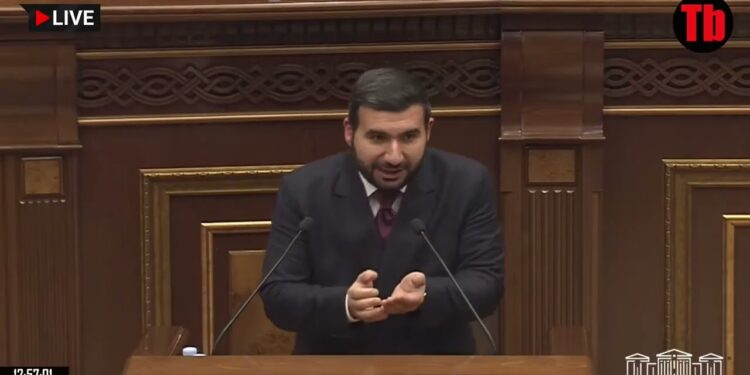 Спосибо многоуважаемый коллега. Ալեքսանյանը՝ Ուժեղ Հայաստանին