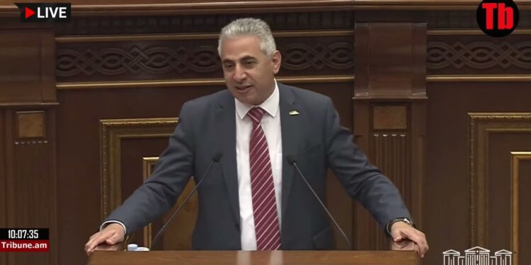 Այս իշխանությունը սիրում է այն կոռուպցիոներներին, որոնք համագործակցում են իրենց հետ. Ղազարյան