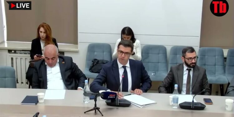 Փաստորեն մեր գլուխը լվացող կա, ես գիտեի մենք ենք շատ խոսում. Մեսրոպ Մանուկյան