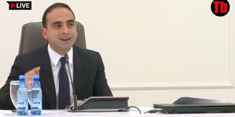Մինչև 2030 թիվը մարդը պիտի իր ավտոյից տեղափոխվի տրանսպորտ ու 30% արագ հասնի տեղ․ Ավինյան