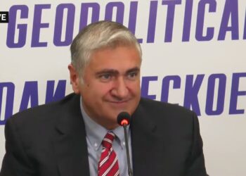 Փաշինյանը հարցումներ է արել, տեսել է իրավիճակը էնքան էլ լավ չի, գնացել է շքերթի կազմակերպմանը