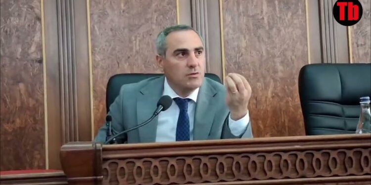 Վառեմ-մարեմի շենքը կփլվի, էդ մարդն ասել ա՝ ինձ մի քմ տարածք պետք չի, դարձրեք թանգարան․ փոխքաղաքապետ