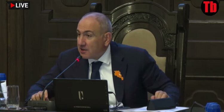 Նամակները իգնոր եմ անելու, չե՛մ կարդում, թեման նայում՝ ջնջում եմ․ Փաշինյանը՝ գիտնականներին
