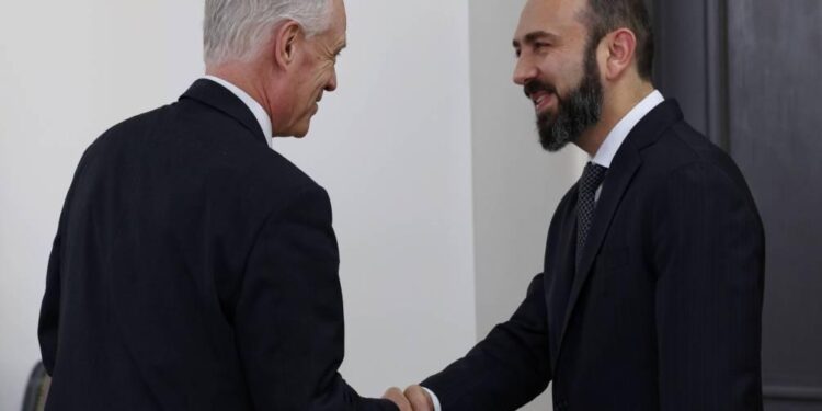 Խաղաղության ամրապնդումից մինչև առևտրի դիվերսիֆիկացում․ ինչ են քննարկել Միրզոյանն ու Կոպմանը