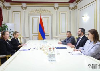 Ռուբինյանը և ՀՀ-ում ԵՄ դիտորդական առաքելության ղեկավարը քննարկել են տարածաշրջանային հարցեր