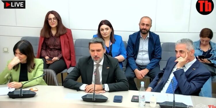 ՔՊ–ի հանրահավաքին ոնց է մասնակցում անկուսակցական Քալաշյանը․ Վարդևանյան